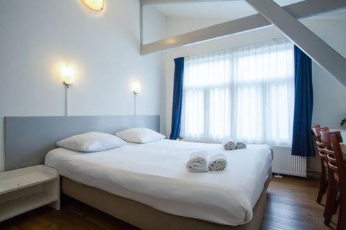 اتاق استاندارد, Titus City Centre