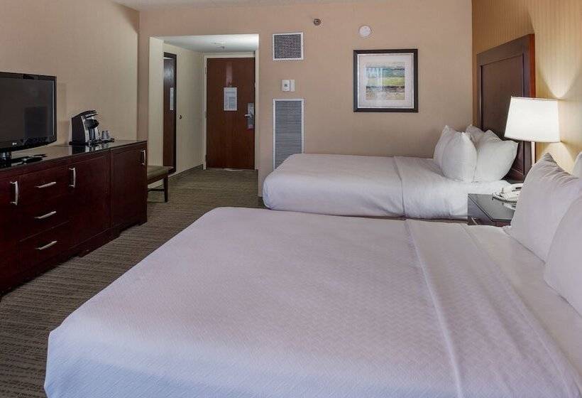 غرفه قياسيه سريرين مزدوجين, Crowne Plaza Hotel St. Louis Airport, An Ihg