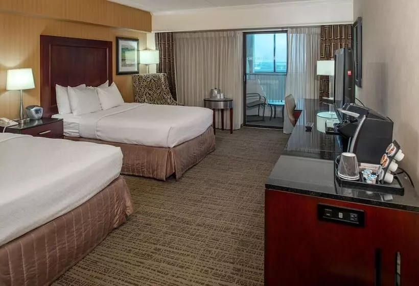 اتاق استاندارد با 2 تخت دوبل, Crowne Plaza Hotel St. Louis Airport, An Ihg