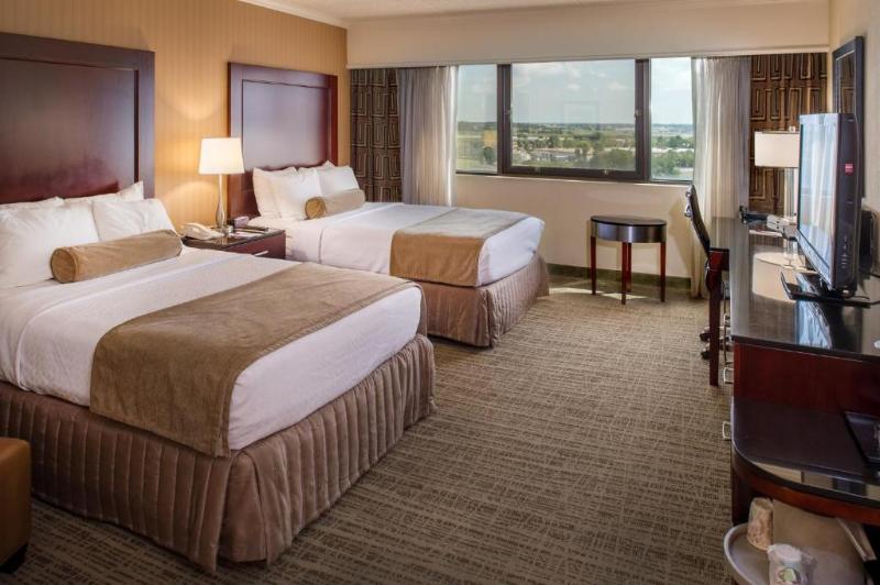 غرفة قياسية داخلية, Crowne Plaza Hotel St. Louis Airport, An Ihg