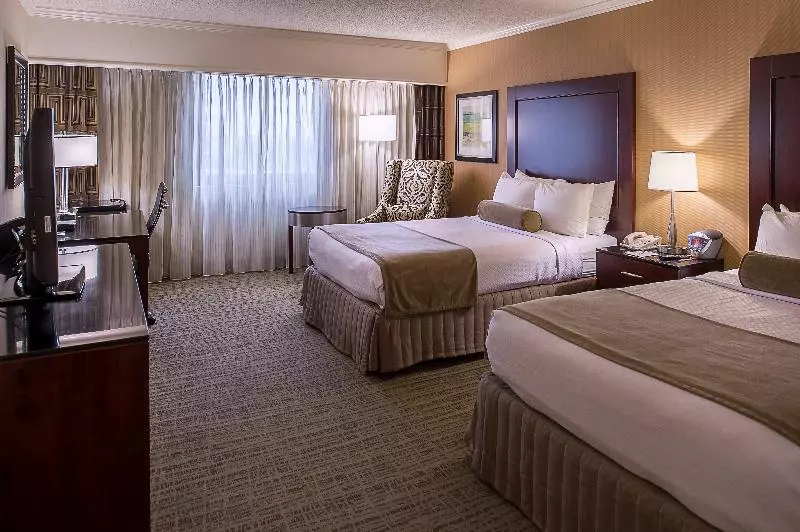 اتاق سوپریور, Crowne Plaza Hotel St. Louis Airport, An Ihg