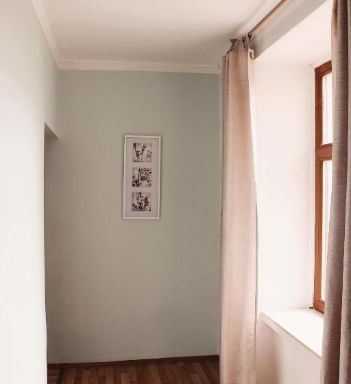 اتاق استاندارد, Amphone