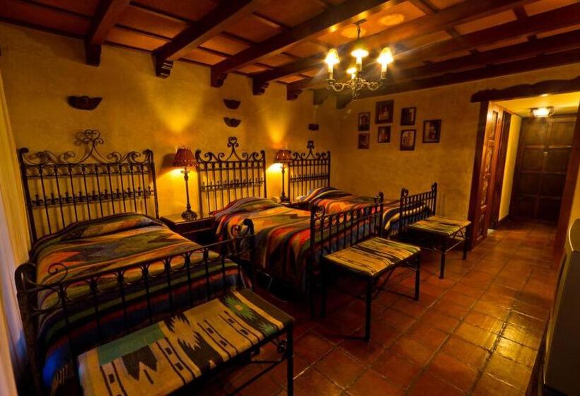 اتاق استاندارد سه نفره, Atitlan