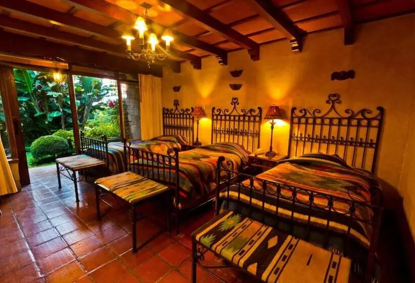 اتاق استاندارد سه نفره, Atitlan