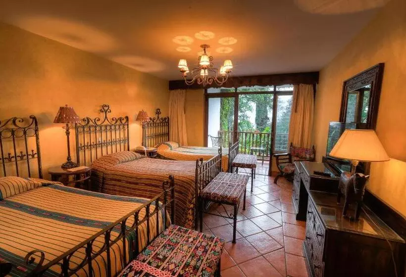 اتاق استاندارد سه نفره, Atitlan