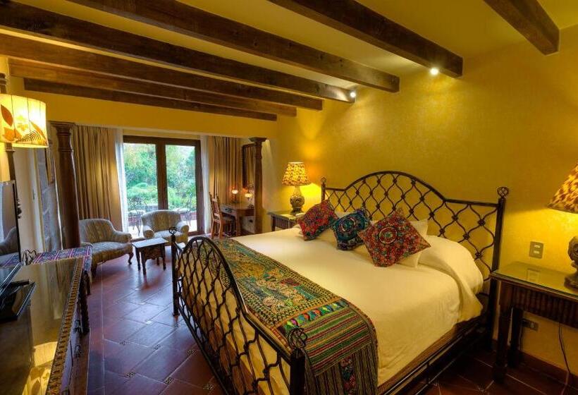 اتاق لوکس با تخت بزرگ, Atitlan