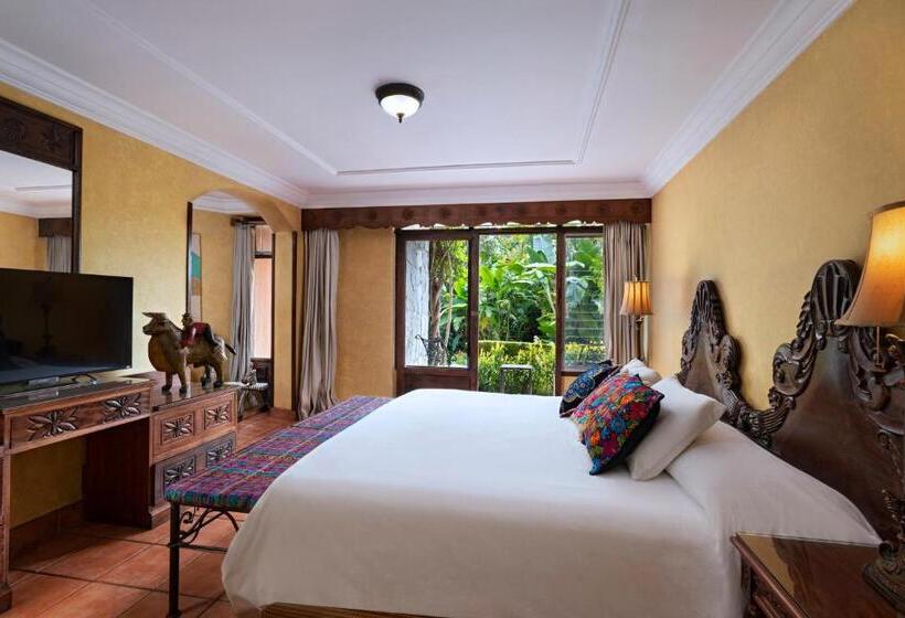 اتاق خانوادگی, Atitlan