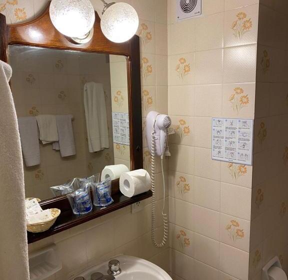 エコノミールーム, Concorde