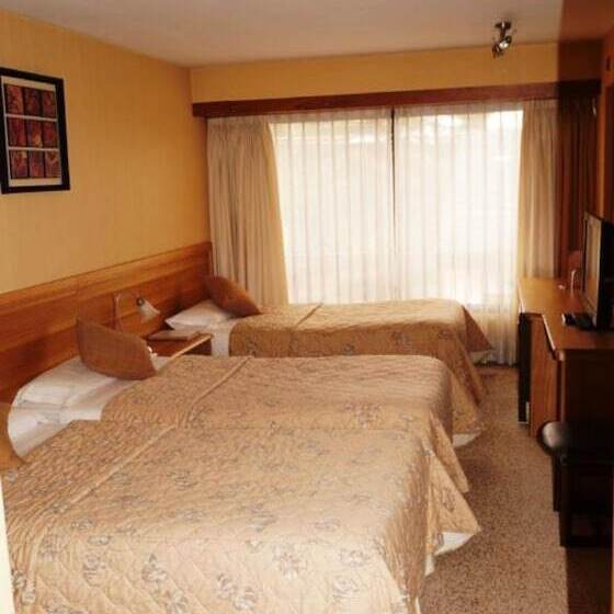 标准三人间, Garcia Hurtado De Mendoza