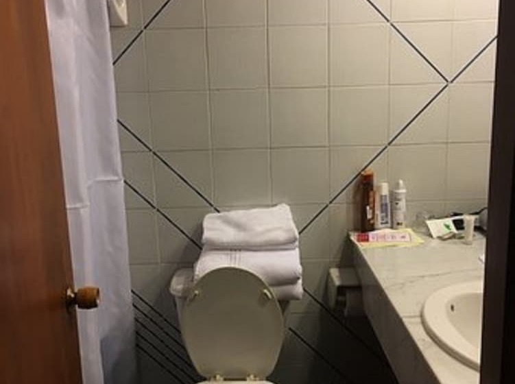 标准间, Garcia Hurtado De Mendoza