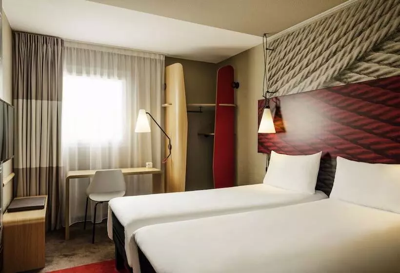 Cameră Standard, Ibis Massy