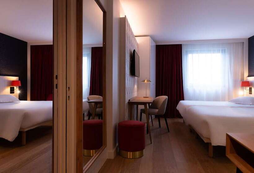 غرفة عائلية, L Amiraute Brest