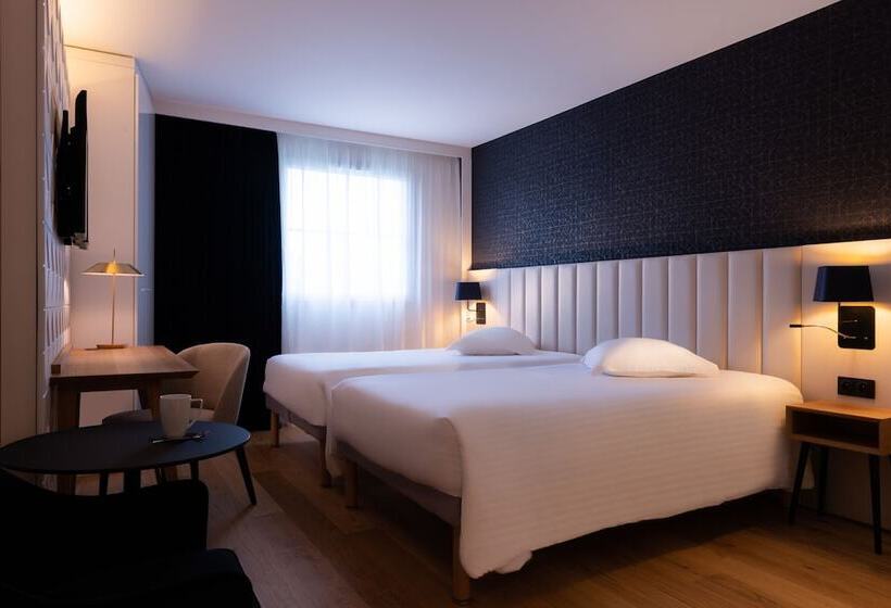 غرفة كومفورت, L Amiraute Brest