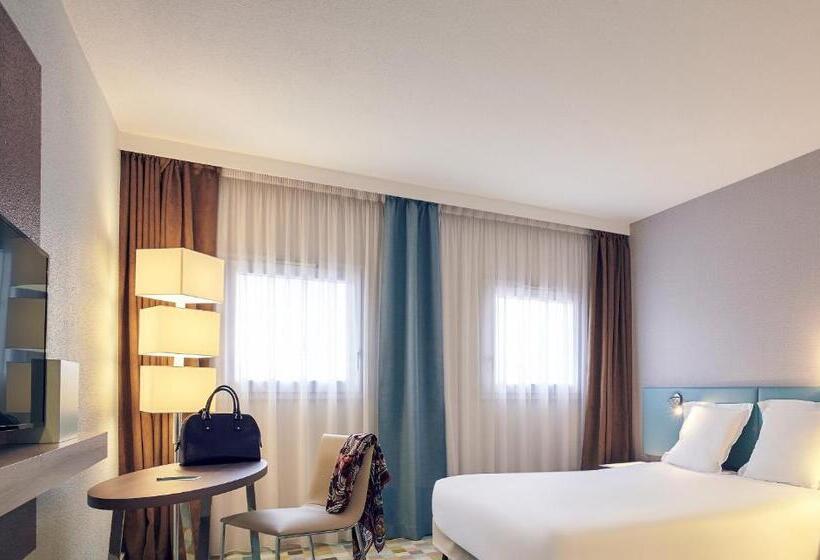 חדר קלאסי לשלושה, Mercure Marne La Vallee Bussy St Georges