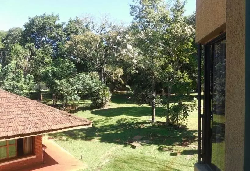 اتاق استاندارد سه نفره, Tropical Iguazu