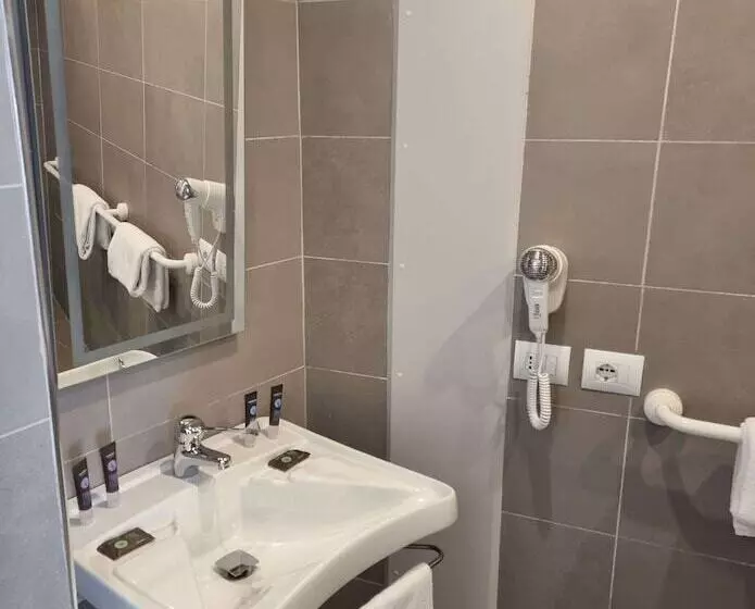 ダブルベッドスタンダードルーム, Novotel Firenze Nord Aeroporto
