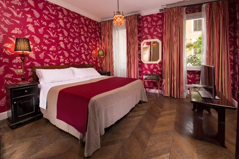 اتاق استاندارد یک نفره, Novotel Mainz