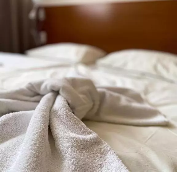 スタンダードルーム, öreg Tó Hotel és Rendezvénytér