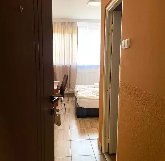 スタンダードルーム, öreg Tó Hotel és Rendezvénytér