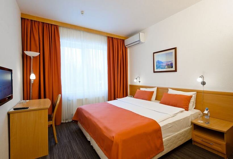 스탠다드 룸, Art