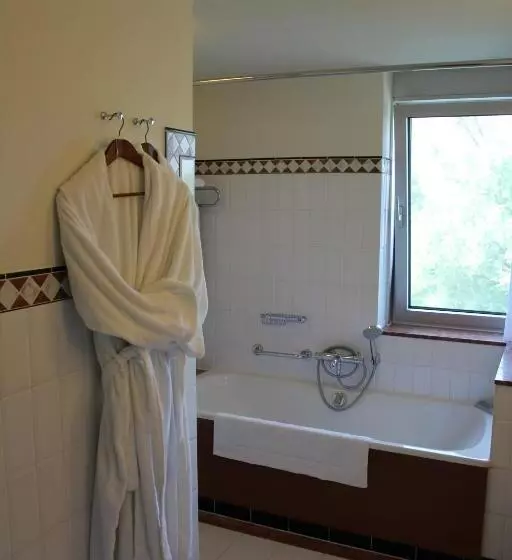 ロイヤルルーム, Bilderberg Chateau Holtmuhle