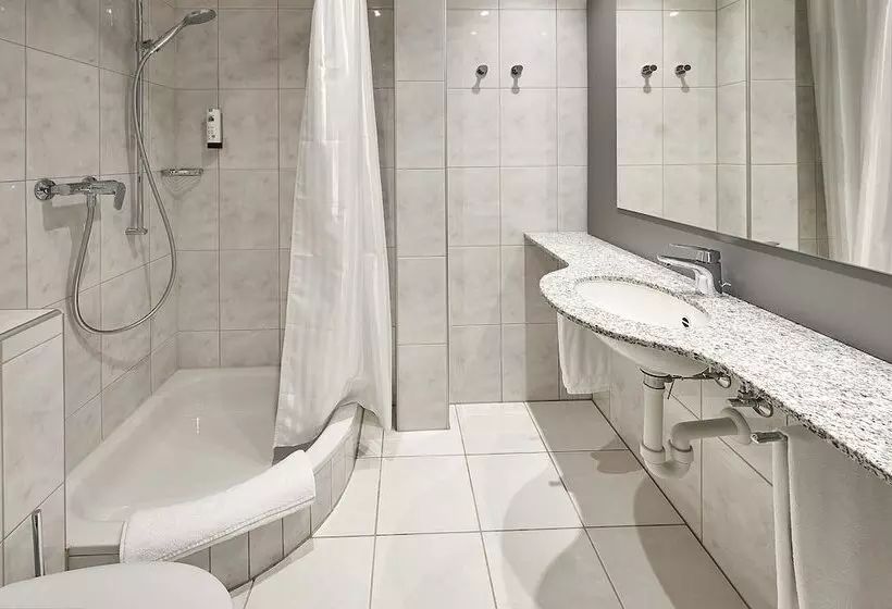 Quarto Familiar, Central Luzern