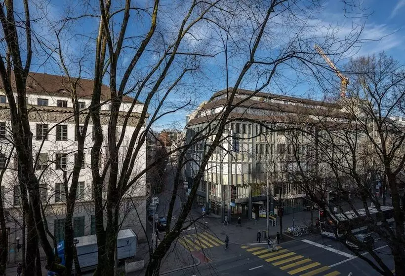 Quarto Estandar Individual, Central Luzern