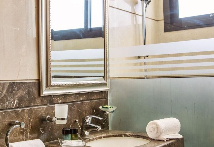 سوئیت ریاست جمهوری 2 خوابه, Imperial Suites