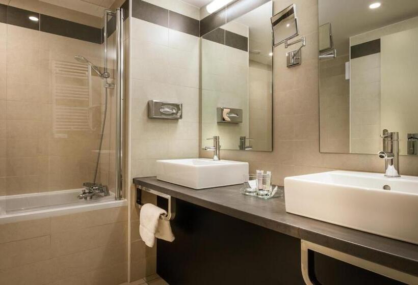 جناح جونيور, Domaine Du Gouverneur, Hôtel, Restaurant & Golf