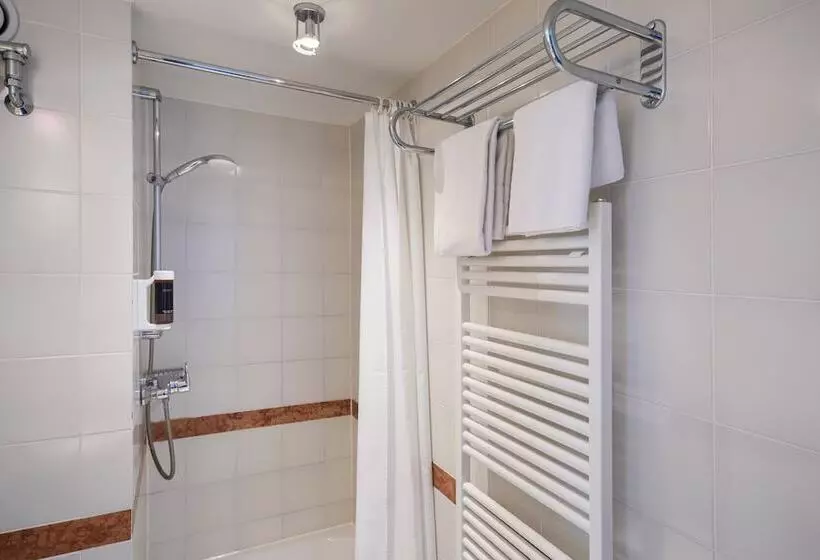 سوییت جونیور, Achat Hotel Magdeburg