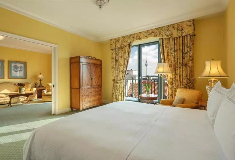 Superior Suite, Regent Berlin, An Ihg