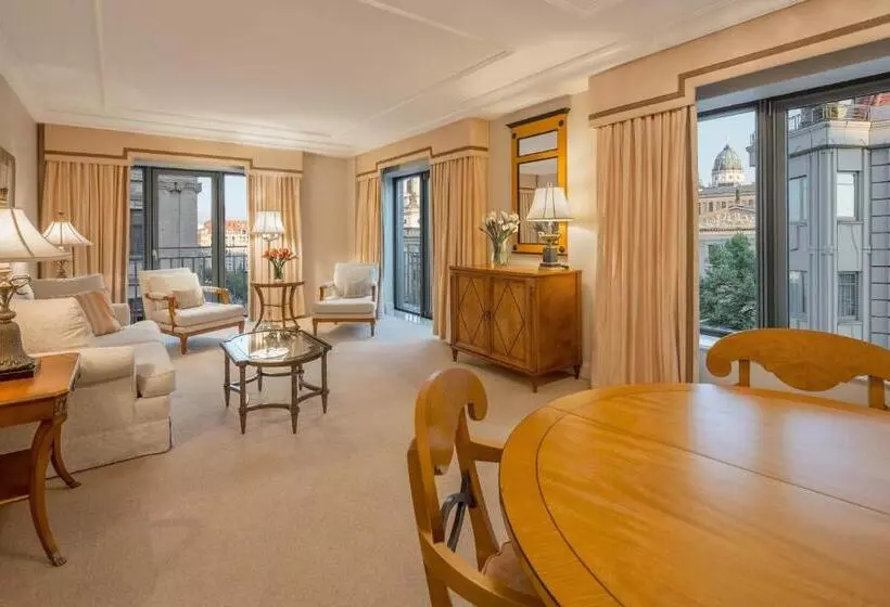 Deluxe Suite, Regent Berlin, An Ihg