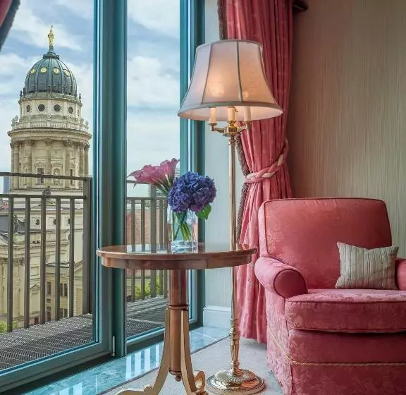 Standardzimmer, Regent Berlin, An Ihg