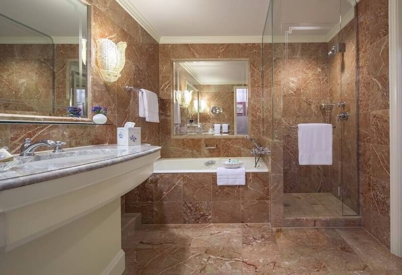 اتاق کلاسیک, Regent Berlin, An Ihg