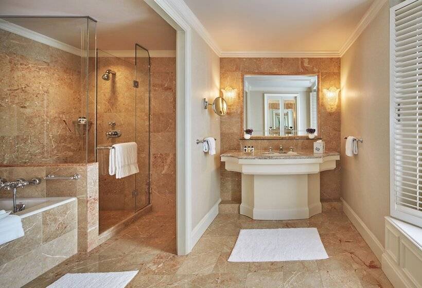 اتاق کلاسیک, Regent Berlin, An Ihg