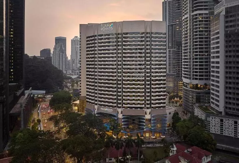 プールビューコテージ, Renaissance Kuala Lumpur Hotel & Convention Centre