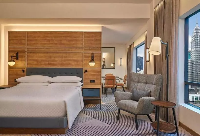 キングサイドベッドのスタンダードワンルーム, Renaissance Kuala Lumpur Hotel & Convention Centre