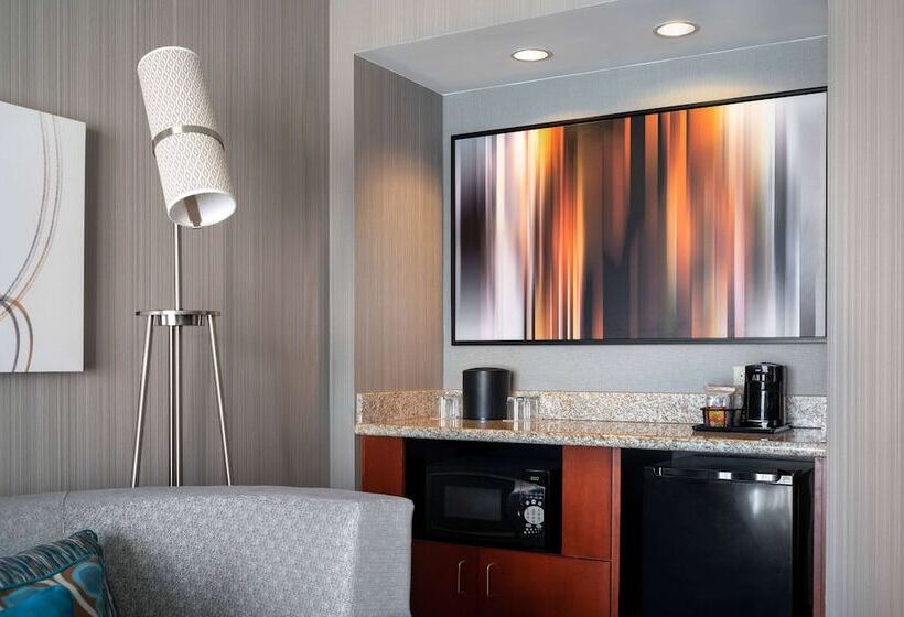 スイート, Sonesta Select Camarillo