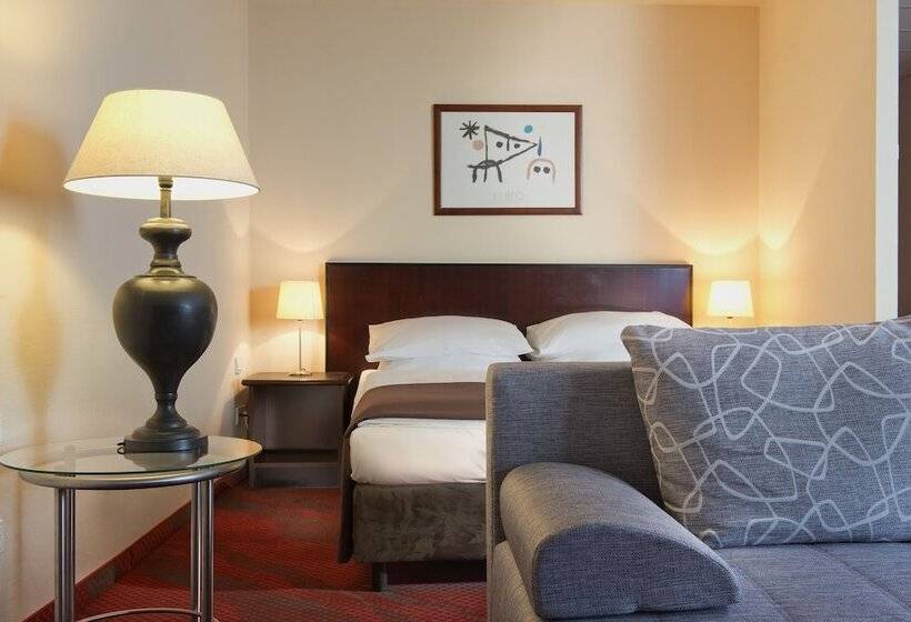 سوییت جونیور, Sorat Hotel Cottbus