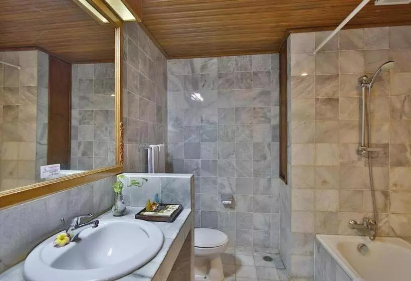 Talo 1 Makuuhuone, Jayakarta Hotel Lombok