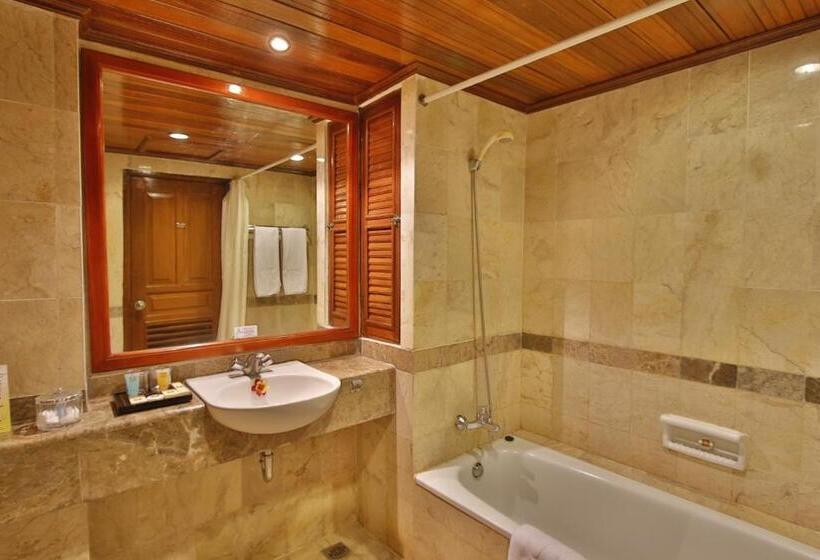 豪华园景房, Jayakarta Hotel Lombok