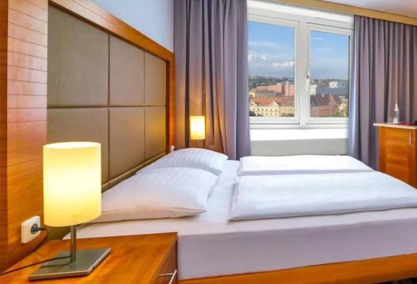 Economy-huone, Uno Prague