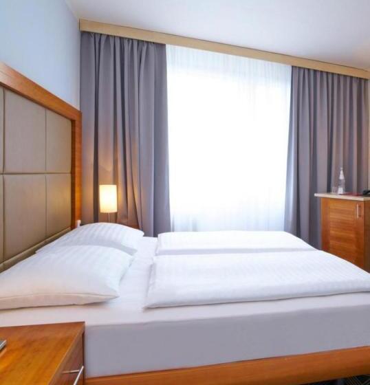 Quarto Economy Individual, Uno Prague