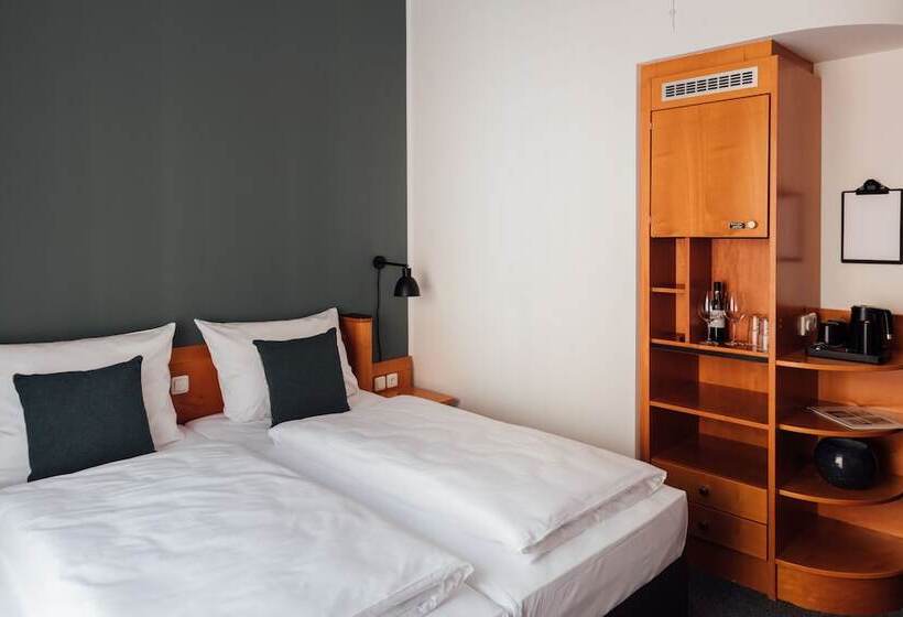 Номер Стандарт, Townhouse Stadt Hamburg Wismar