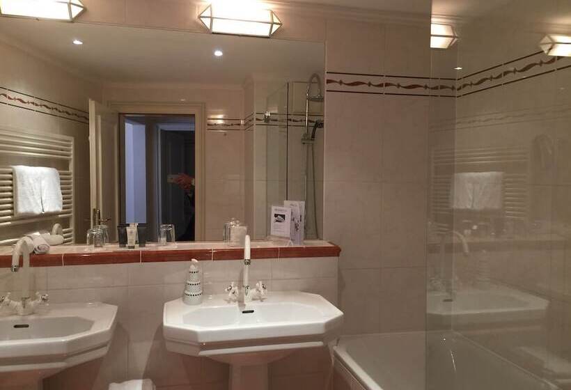 Номер Стандарт, Residenz Heinz Winkler