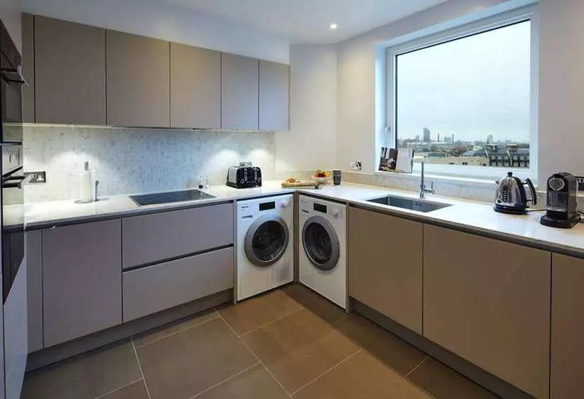 2 Bedroom Deluxe Apartment