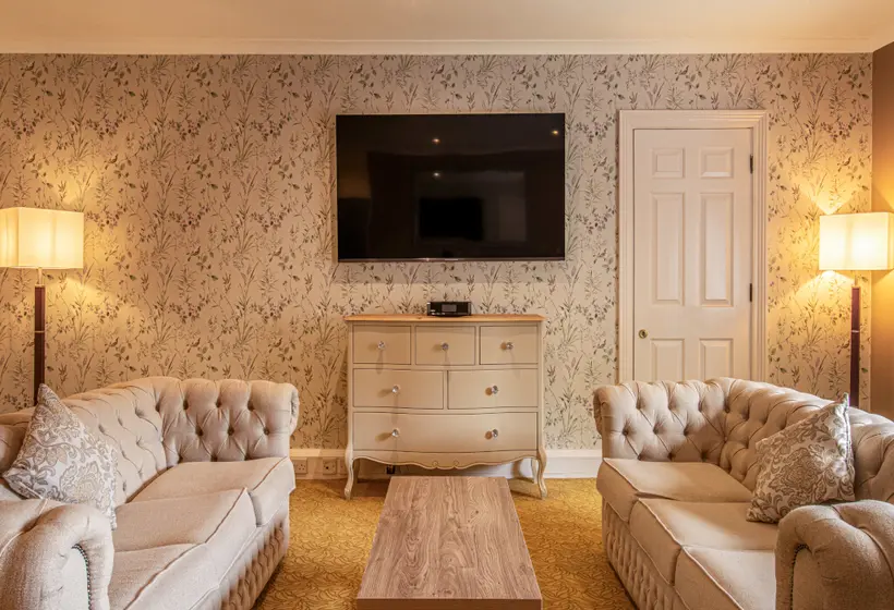 سوییت, Hollins Hall Hotel, Golf & Country Club