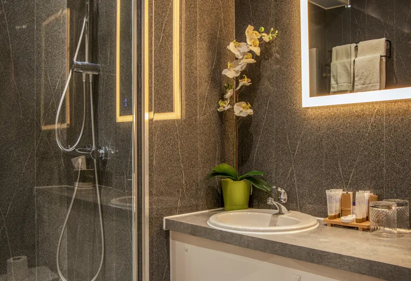 سوییت, Hollins Hall Hotel, Golf & Country Club