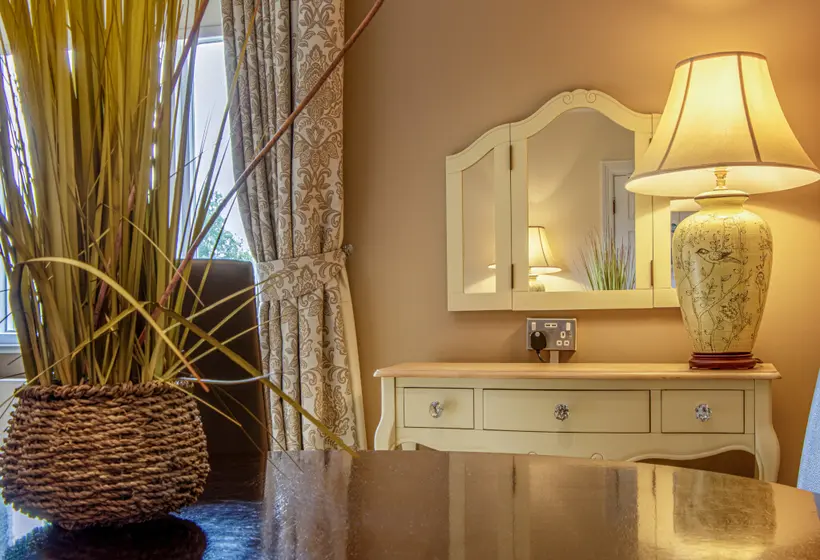 سوییت, Hollins Hall Hotel, Golf & Country Club