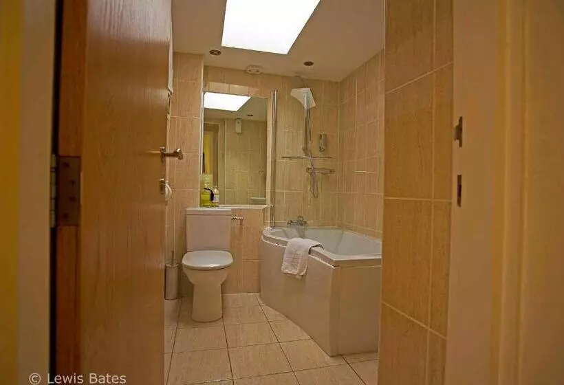 Suite Executive, Bath House